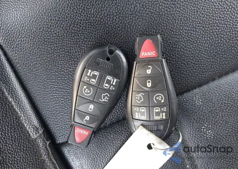 2015 Chrysler Town & Country Touring from USA, damaged, VIN 2C4RC1BG6FR752430